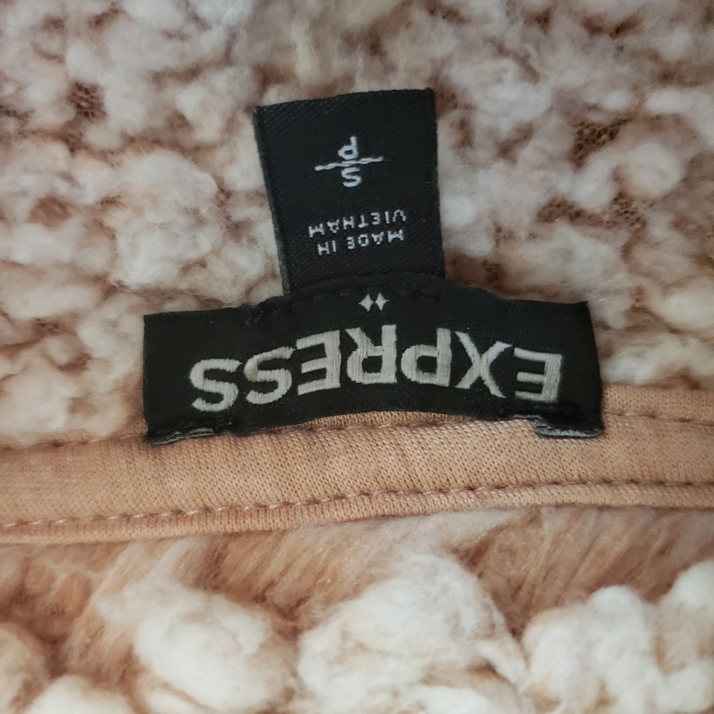 Express Pullover - image 2